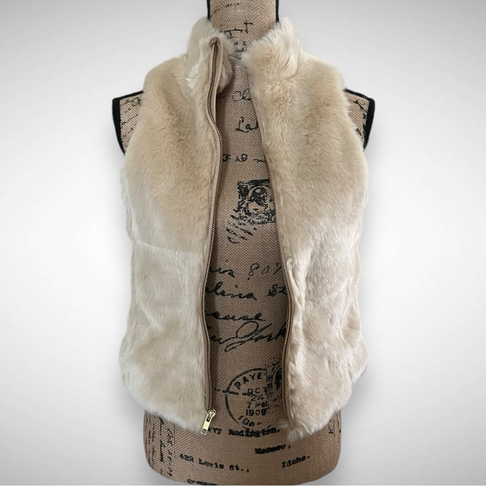 LANDS’ END Girls Faux Fur‎ Beige Full Zip Vest Medium | NWT